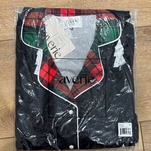 Averie Women’s Silk pajamas